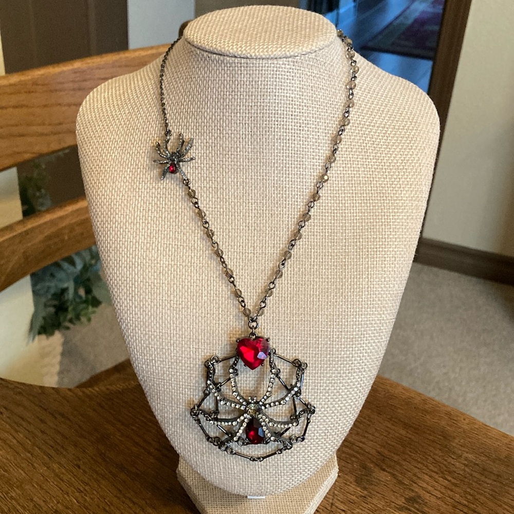 Betsey Johnson Spider 🕷️ Web Necklace NWT